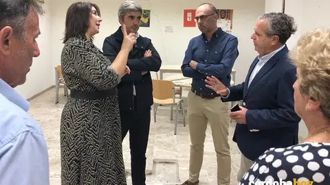 Eva Contador y Salvador Fuentes en el centro c&iacute;vico de El Higuer&oacute;n