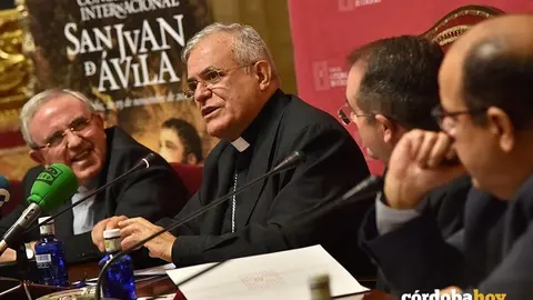 El obispo de C&oacute;rdoba en la presentaci&oacute;n del Congreso Internacional sobre San Juan de &Aacute;vila