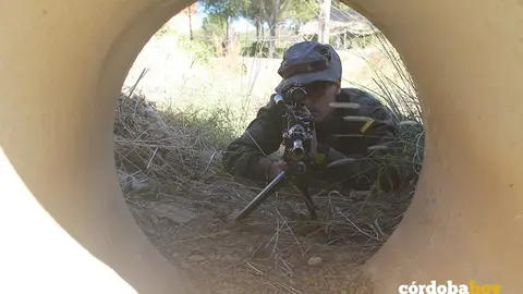 Fotograf&iacute;a del soldado Aguilera durante unas maniobras