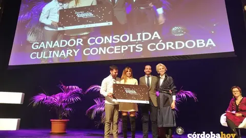 La Salmoreteca, con su premio