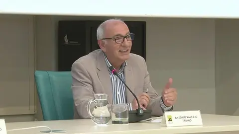Antonio Vallejo Triano en una imagen de Al-Andalus y la Historia