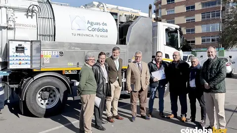 El nuevo equipo mixto succionador para la limpieza de las redes de saneamiento