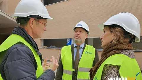 Javier Imbroda visita las actuaciones en el colegio nuevo de Turru&ntilde;uelos
