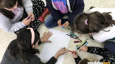 Actividad de '&Aacute;gora infantil' en Villaharta