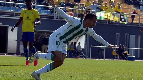 De las Cuevas celebrando el gol del CCF en una imagen del Twitter del CCF