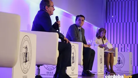 Jos&eacute; Mar&iacute;a Bellido (centro) en la inauguraci&oacute;n del Congreso de Ginecolog&iacute;a y Obstetricia