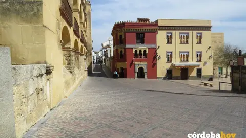 Entorno de la Mezquita-Catedral de C&oacute;rdoba vac&iacute;a de gente