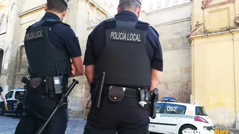 Polic&iacute;a Local en la Mezquita-Catedral