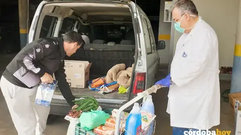 Recogida de alimentos en la obra social del hospital San Juan de Dios