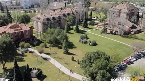 Vista general del colegio mayor La Asunci&oacute;n