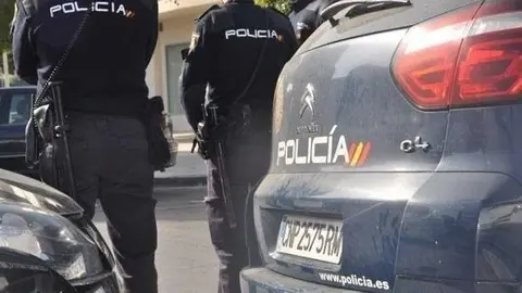 Agentes de la Polic&iacute;a Nacional