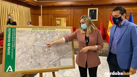 Marifr&aacute;n Carazo y Jos&eacute; Mar&iacute;a Bellido ante el proyecto de la Ronda Norte