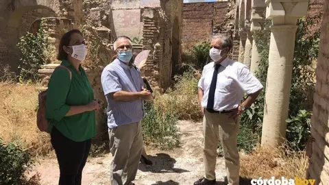 Visita de los concejales Blanca Torrent y Salvador Fuentes al convento Regina