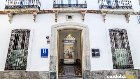 Fachada del Hotel Medinat de C&oacute;rdoba