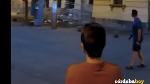 El suceso llam&oacute; la atenci&oacute;n de numerosas personas que estaban en la calle