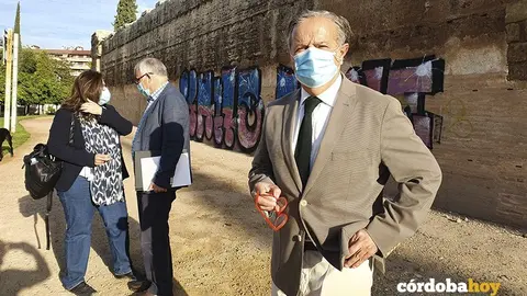 Salvador Fuentes en la Muralla pintada