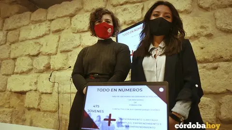 Ana Espejo y Cintia Bustos en la presentaci&oacute;n del plan