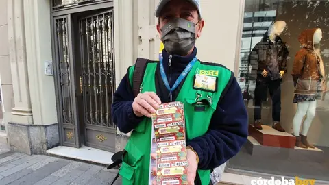 Rafael, vendedor de la ONCE en la zona centro