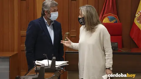 Miguel &Aacute;ngel Torrico e Isabel Alb&aacute;s. FOTO: RAFA MELLADO SR.