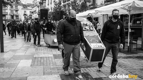 Luto y entierro por la Cultura del colectivo MUTE