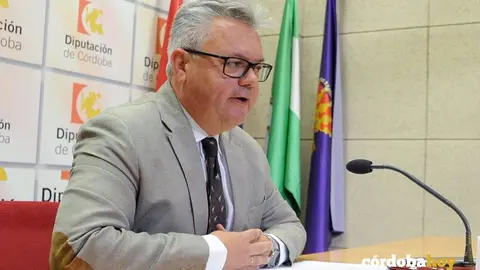 Esteban Morales, portavoz del PSOE en la Diputaci&oacute;n