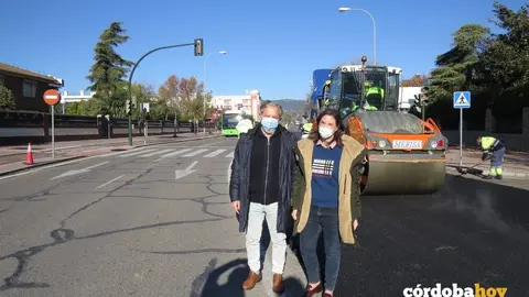 Salvador Fuentes y Cristina Casanueva en la Avenida del Brillante
