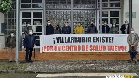 Protesta en Villarrubia por el centro de salud