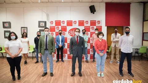 Miembros de AJE