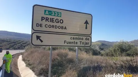 Obras en la carretera de Fuente T&oacute;jar