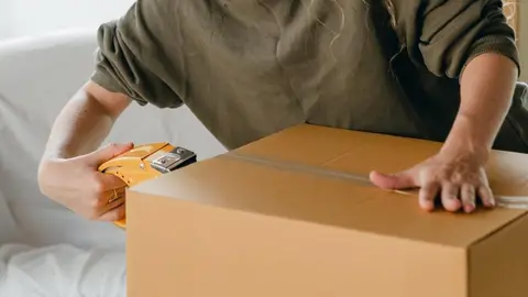 Guardar tus cosas de forma segura y fuera de casa