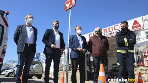 Una de las se&ntilde;ales de hidrantes ubicada en la Avenida de La Torrecilla.