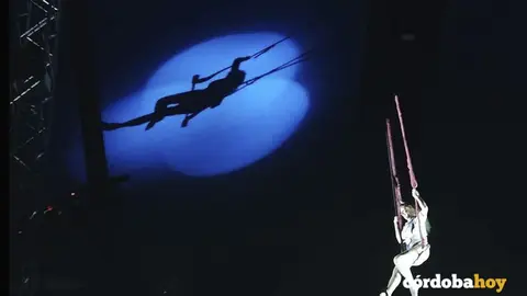 Una de las trapecistas del Circo Berl&iacute;n