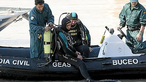 Los GEAS de la Guardia Civil han sido activados para buscar en el Lago Azul