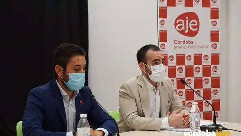 &Aacute;ngel Herrador (dcha.) y F&eacute;lix Almagro