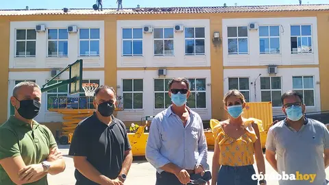 Visita de Inmaculada Troncoso al colegio de Col&oacute;n