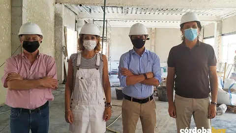 Inmaculada Troncoso visita las obras del IES Zoco