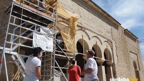Trabajos en el Sal&oacute;n Rico de Medina Azahara en una imagen de archivo