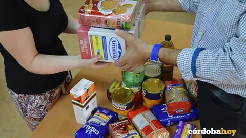 Entrega de alimentos de Adevida