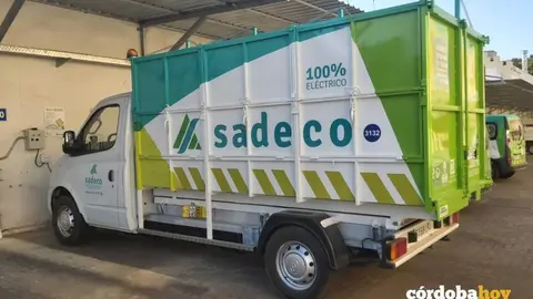 Cami&oacute;n el&eacute;ctrico de Sadeco