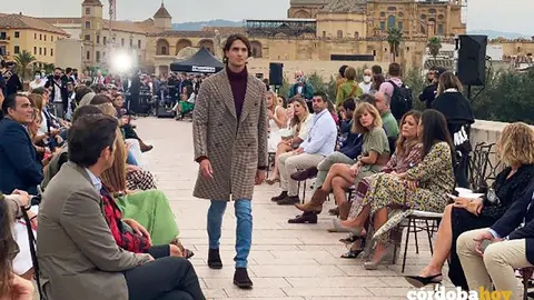 Modelo Silbon en el Puente Romano