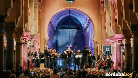 La Orquesta de C&aacute;mara de Viena&nbsp;con Mar&iacute;a Dolores Gait&aacute;n en la Mezquita-Catedral, en una imagen de archivo