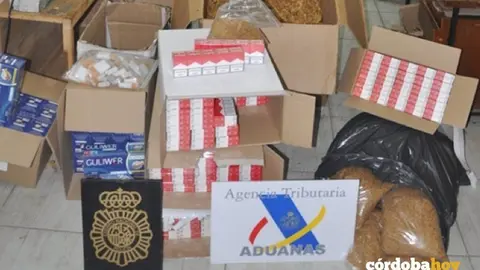 Parte del material incautado por la Polic&iacute;a Nacional y la Agencia Tributaria en Lucena