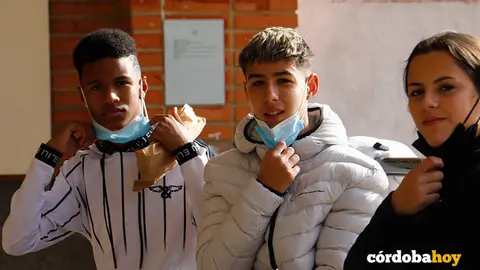 COLE SIN MASCARILLA 2
