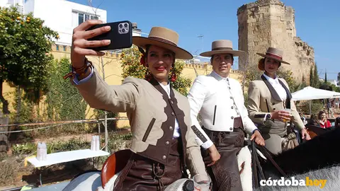Salida de la XIV Marcha H&iacute;pica 'C&oacute;rdoba a caballo'