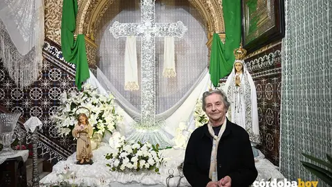 Cruz ganadora de interior en Plaza de Espa&ntilde;a de Villanueva de C&oacute;rdoba