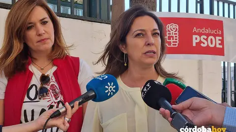 Isabel Ambrosio atiende a los medios junto a Carmen Victoria Campos