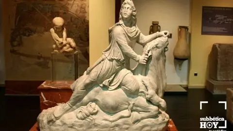 R&eacute;plica de la divinidad del Mithra Tauroctonos, en el Museo Arqueol&oacute;gico de Cabra