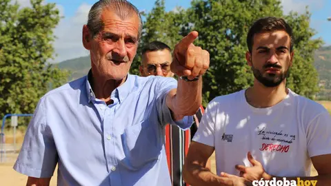 Jos&eacute; Manuel G&oacute;mez Jurado (derecha) con Antonio Fern&aacute;ndez en Las Palmeras
