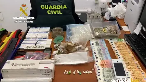 Material aprehendido por la Guardia Civil en C&oacute;rdoba