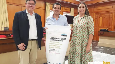 Pablo Fern&aacute;ndez, Jos&eacute; Mar&iacute;a Bellido y Mar&iacute;a Luisa G&oacute;mez